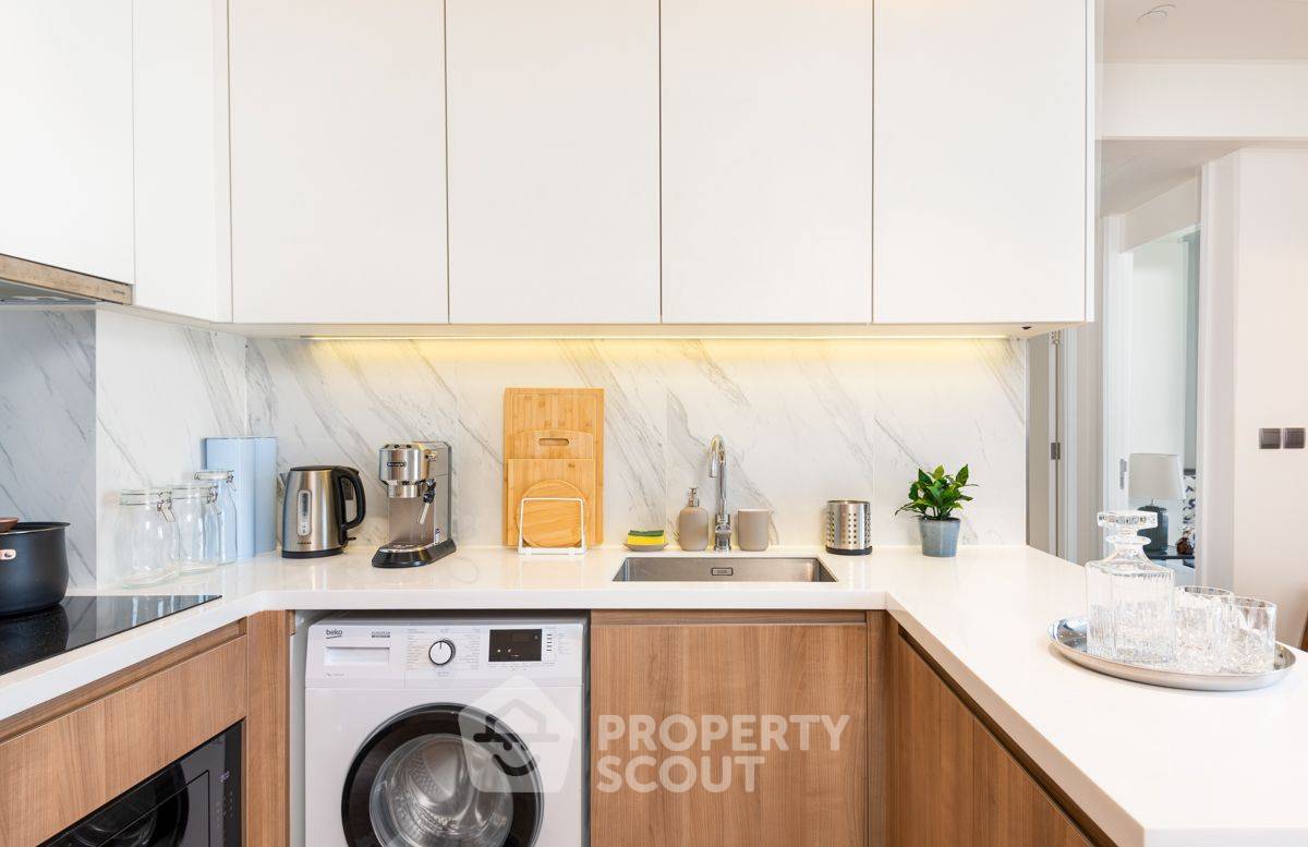 picture 100m To MRT Sukhumvit | High-Floor 2-BR Muniq Sukhumvit 23 (ID 3144028) - 4/28