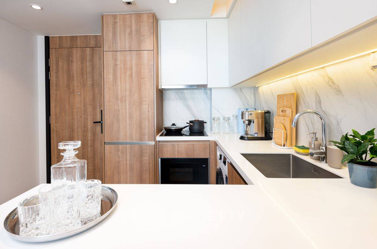picture 100m To MRT Sukhumvit | High-Floor 2-BR Muniq Sukhumvit 23 (ID 3144028) - 8/28