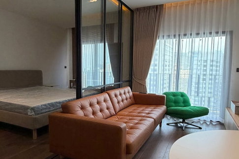 For Rent ! Pet Friendly ! Muniq Sukhumvit 23, 1 bed, 1 bath, high floor 24++, Modern style !! Code C20260900001 furnished, ready to move in📣📣