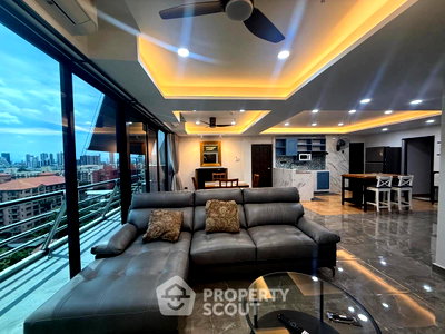 คอนโดให้เช่า : คอนโด 2 ห้องนอน เลี้ยงสัตว์ได้ ที่ The Royal Navin Tower ใกล้ MRT คลองเตย (ID 3275001)
