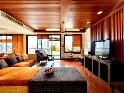 เช่ากิจการ สุขุมวิท 26 : Generously Sized 5 Bed Penthouse Apartment in Phrom Phong - BR0180AP