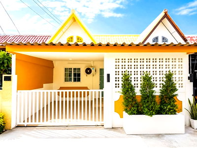 Townhouses for sale Chonburi : Renovated Townhouse for Sale Khao Talo East Pattaya