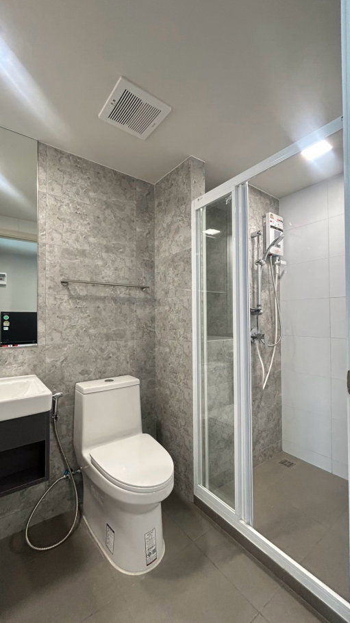 รูป Atmoz Oasis Onnut ห้องสวย ราคาดี สอบถามเพิ่มเติมได้ที่ Line @condorental - รูปที่ 12/14