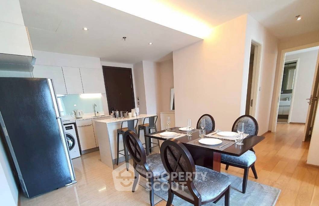 picture 2-BR H Sukhumvit 43 Near BTS Phrom Phong (ID 3270537) - 3/4