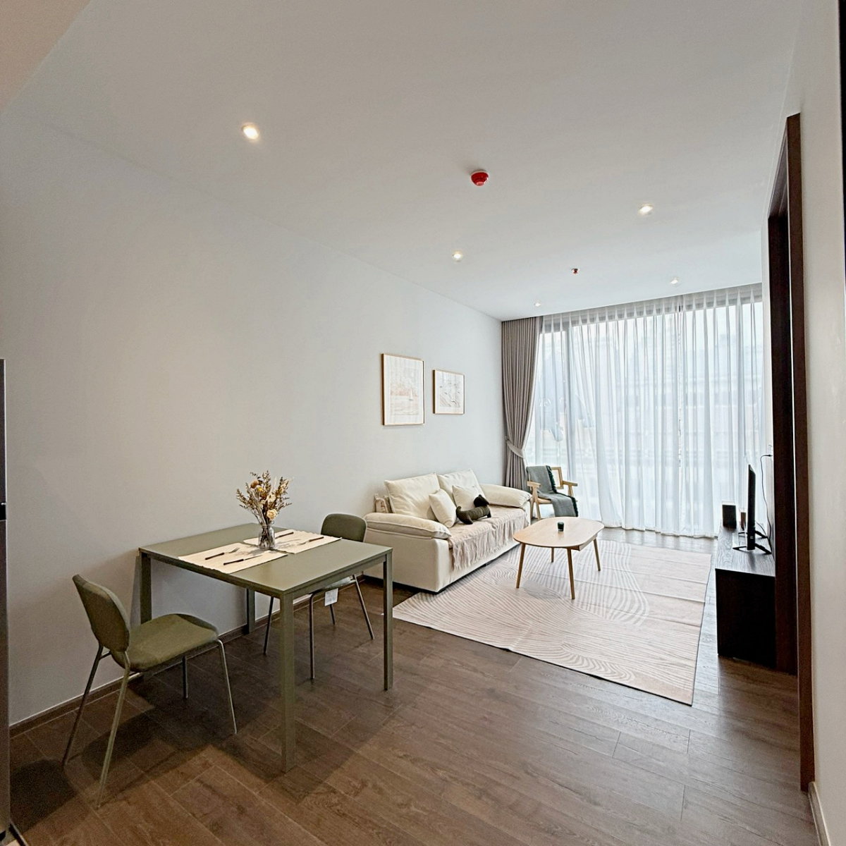 For rent 1 Bedroom plus, 60 sqm. with balcony facing morning sun at Romm Convent by Nexspace Realty