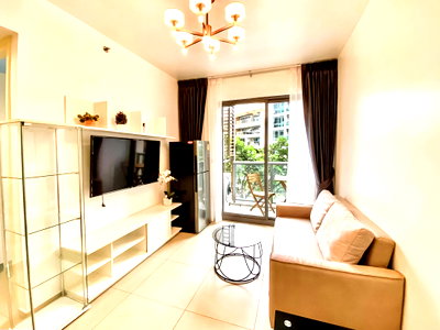Condos for sale : 1 Bedroom Condo for Sale Unixx South Pattaya Pratumnak Pattaya