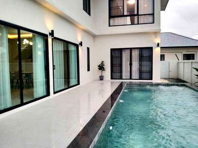 เช่าบ้านเดี่ยว เชียงใหม่ : ปล่อยเช่าprivate Pool Villa สร้างใหม่ พื้นที่ใช้สอย 290 ตรม.  4 ห้องนอน 3 ห้องน้ำ 