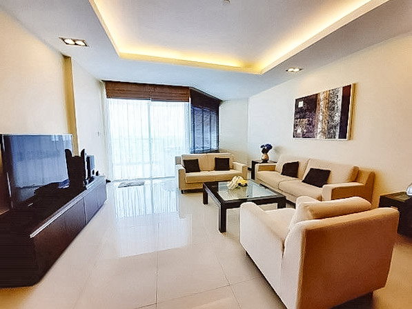 รูป High End 2 Bed Condo for Sale La Royale Beach Sea View - รูปที่ 3/9