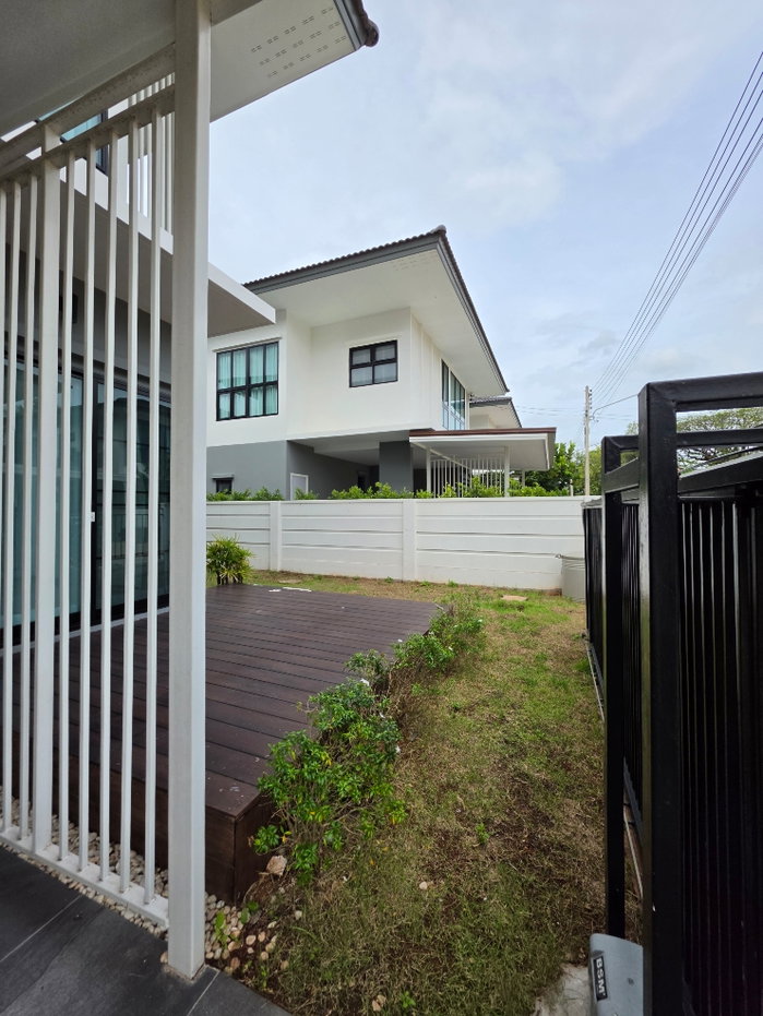 รูป บ้านหลังใหญ่ 4ห้องนอน 1ห้องอเนอกประสงค์ บ้านในโครงการปลอดภัย เงียบสงบ - รูปที่ 45/46
