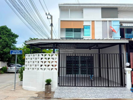 For Sale Townhouse/Townhome  , Suanluang Ville 5 , corner unit , newly renovated , MRT-Suan Luang Rama 9 , Suan Luang , Suan Luang , Bangkok , CX-172867 ✅ Live chat with us ADD LINE @connexproperty ✅