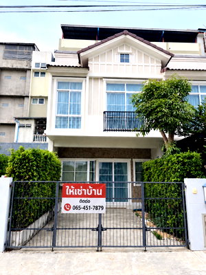 เช่าทาวน์โฮม เมกะ บางนา : 🏡✨ ให้เช่าทาวน์โฮมหลังมุม Indy บางนา–รามคำแหง 2 บ้านหลังมุม เฟอร์นิเจอร์และเครื่องใช้ไฟฟ้าครบ พร้อมเข้าอยู่ Pet Friendly