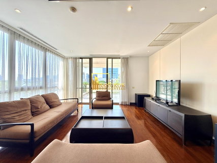 รูปภาพ Spacious 3 Bedroom Apartment in Phloenchit - BR0241AP