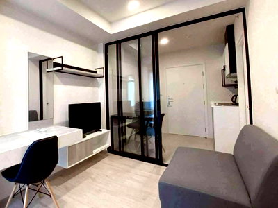 Condos for sale 700 Year Sports Arena Chiang Mai : ✅Selling Escent Ville, 4th floor, 24 sq m, Building A. Ready to move in. ☎️064-792-4426 (Ben)