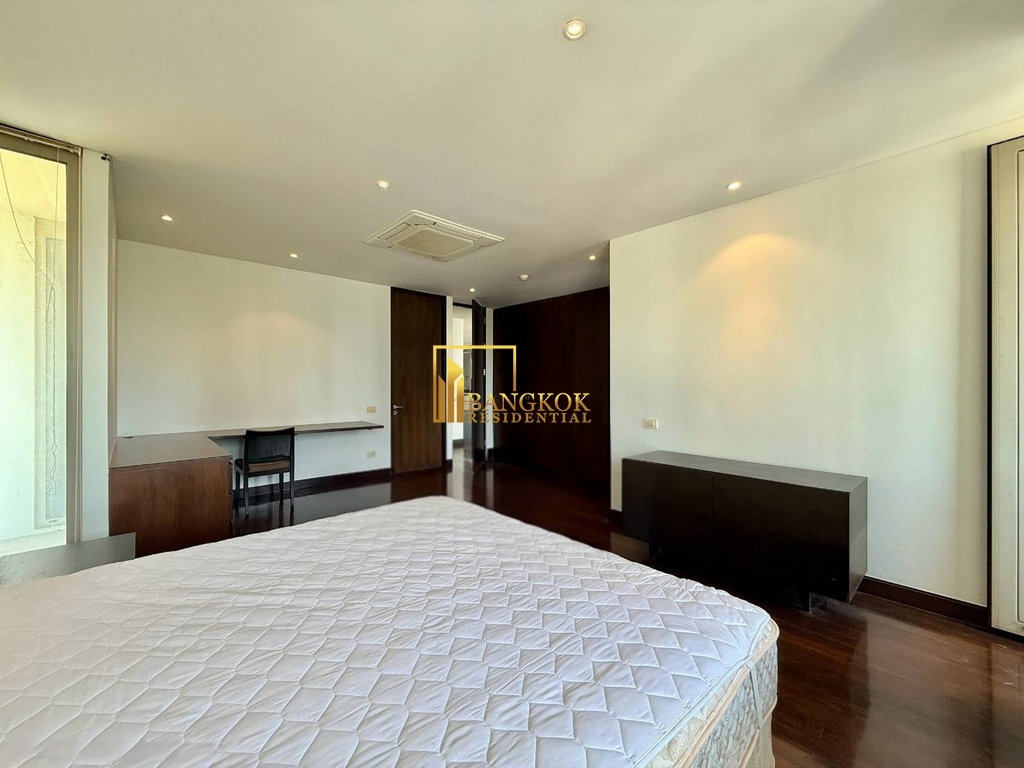 picture Spacious 3 Bedroom Apartment in Phloenchit - BR0241AP - 12/34