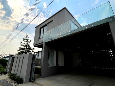 Houses for sale San Kamphaeng Chiang Mai : Thailand House for sale 4 bedroom 460 Square Wa 19900000 Baht.