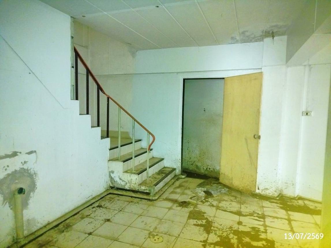 รูป อาคารพาณิชย์ 47.2 ตร.วา เมืองสกลนคร สกลนคร 8.3M - รูปที่ 29/45