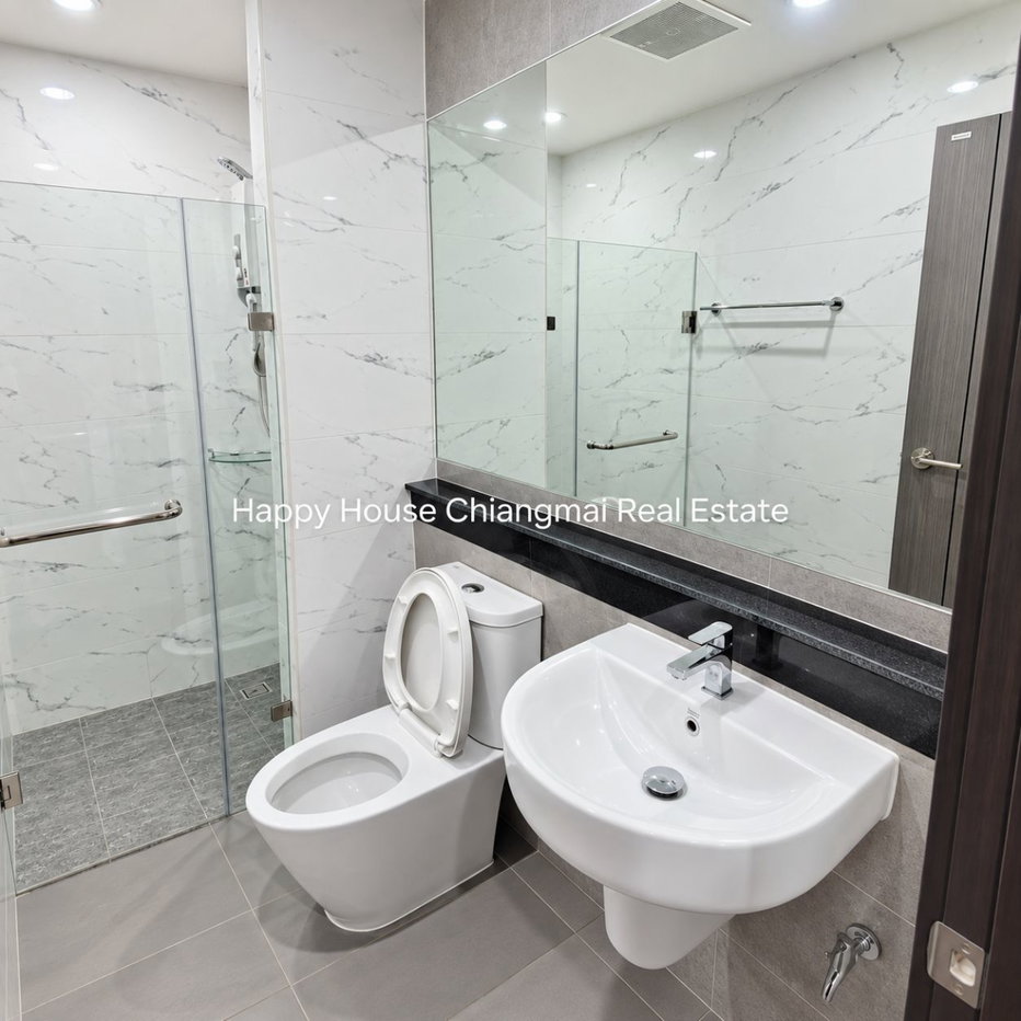 picture For Rent One plus Business Park 5 35 Sq.m. 0825323935 - 7/20