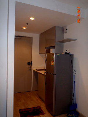 คอนโดให้เช่า : Best Price! Ideo mobi sathorn 11.5k (22sqm) 