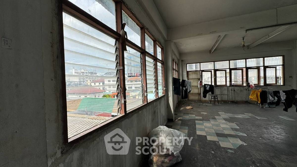 รูป ทาวน์เฮาส์ 6 ห้องนอน ขนาด 432 ตร.ม. ย่านประชาสงเคราะห์ MRT ห้วยขวาง (ID 3275150) - รูปที่ 3/12
