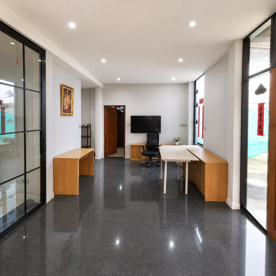 รูป บ้านเดี่ยว รามอินทรา 5, 112 ตร.ว., 6 ห้องนอน, 4 ห้องน้ำ, จอดรถ 6 คัน, พร้อมโกดัง, พื้นที่ใช้สอยในบ้าน 350 ตร.ม. - รูปที่ 12/42