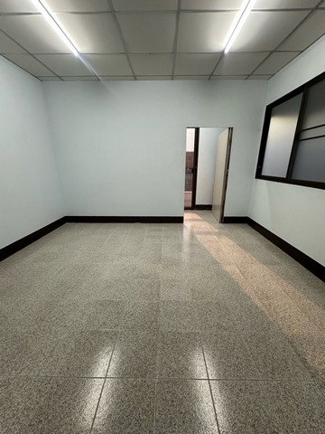 picture 			Shop House For Rent   Samrong Samut Prakan           - 7/8