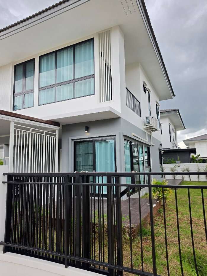 รูป บ้านหลังใหญ่ 4ห้องนอน 1ห้องอเนอกประสงค์ บ้านในโครงการปลอดภัย เงียบสงบ - รูปที่ 34/46
