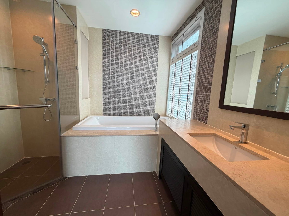 รูป 🔥Fullerton Sukhumvit - 3 Bedrooms for RENT ONLY 100K 🔥 - รูปที่ 13/15