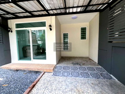 Townhouses for sale Bangkok : For Sale Townhouse/Townhome  , GUSTO Townhome - Ramkhamheang , Saphan Sung , Saphan Sung , Bangkok , CX-172916 ✅ Live chat with us ADD LINE @connexproperty ✅