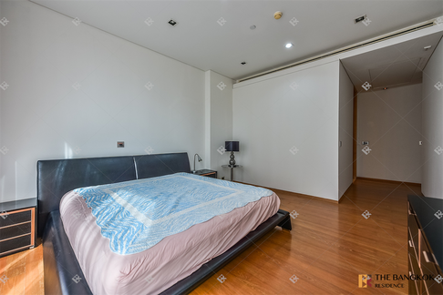 Saladaeng residences Hurry to book!! Popular rare units near MRT Silom Station
