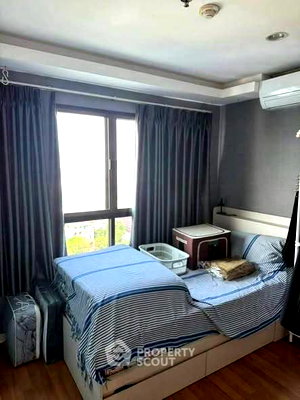 Condos for rent : 2-BR Condo at Lumpini Place Phahol-Saphankhwai near BTS Saphan Khwai (ID 3271051)