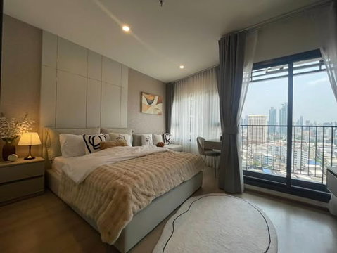 1 ห้องนอน | 1 ห้องน้ำ | MRT Queen Sirikit National Convention Centre | 27 ตร.ม. | 21,000 บาท/เดือน | ชั้น 15 — Life RAMA4 กรุงเทพฯ