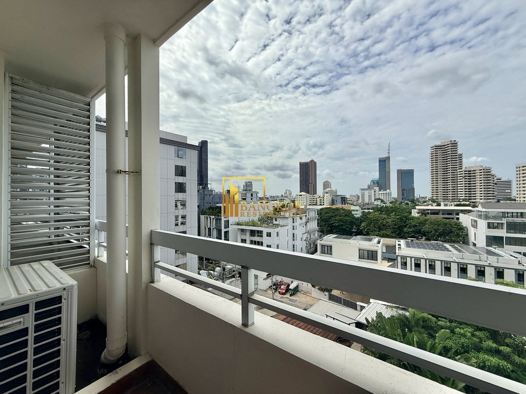 รูป Generously Sized 5 Bed Penthouse Apartment in Phrom Phong - BR0180AP - รูปที่ 36/59