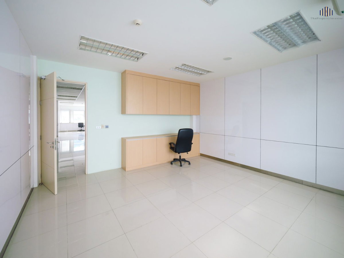 รูป ขาย อาคารสำนักงาน โกดัง โรงจอดรถ ติดถนน บางขุนเทียน พระราม2 กาญจนาภิเษก เนื้อที่ 2 ไร่กว่า มีลิฟต์ จอดรถได้ 30 คัน!! | #TPI-3426 - รูปที่ 18/19