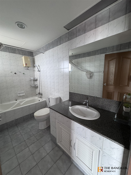 Master View Executive Place Hurry, big discount is ending!