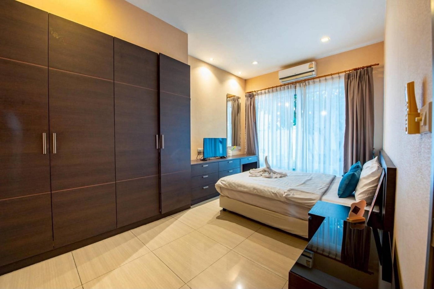 รูป 6 Bedroom Pool Villa for Rent Jomtien Pattaya - รูปที่ 18/23