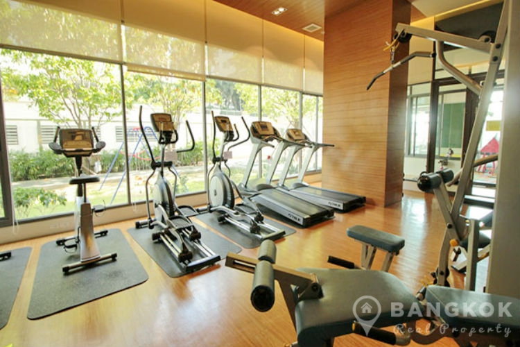 picture Bright Sukhumvit 24 | Unique Family Sized Spacious 6 Bed 6 Bath Duplex - 20/24