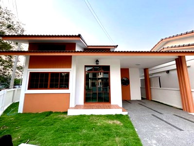 Houses for sale : Thailand House for sale 3 bedroom 48 Square Wa 2350000 Baht.