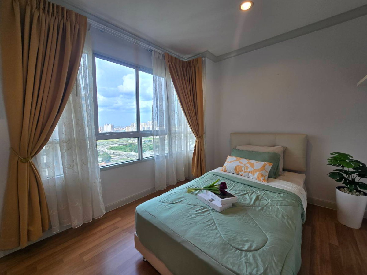 picture For Rent Lumpini Place Rama 9 – Ratchada fully furnished good view   Floor 25  - 4/16
