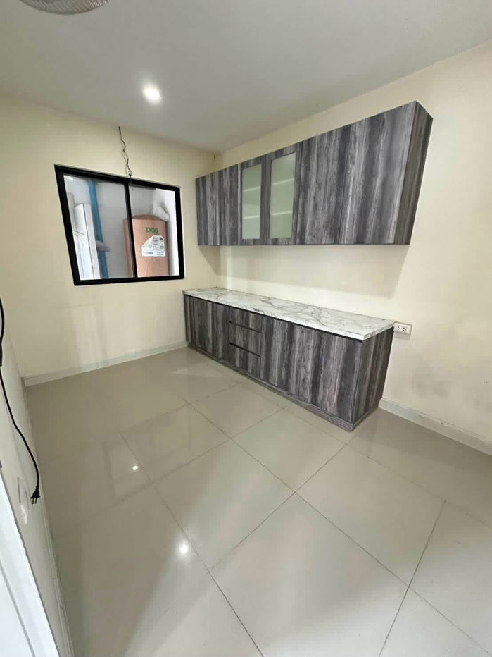 รูป 🏡✨ ให้เช่า บ้านหลังมุม | กานดาเพลส คลอง 6 ปทุมธานี 4 ห้องนอน 2 ห้องน้ำ บ้านโปร่ง สว่าง ไม่อึดอัด แบ่งพื้นที่ใช้งานได้หลากหลาย  - รูปที่ 8/20