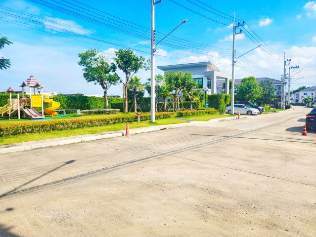 รูป 260905ให้เช่า บ้าน รร. ไตรพัฒน์ 60ม. 32 ตร.ว. บ้านหัวมุม 3นอน 2น้ำ สุดทางนิมิตรใหม่ ตลาดมารวย หทัยราษฎร์ 54 วงแหวนลำลูกกาคลอง 5 - รูปที่ 6/8