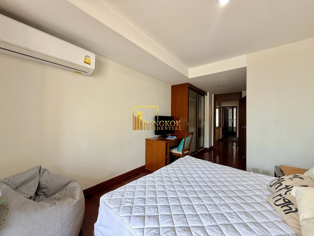 รูป Generously Sized 5 Bed Penthouse Apartment in Phrom Phong - BR0180AP - รูปที่ 40/59