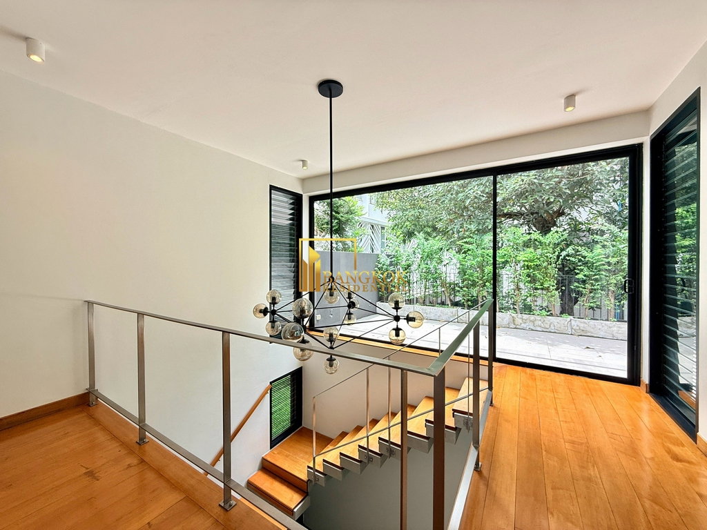 picture Contemporary 2 Bedroom House For Rent in Phrom Phong - BR27876SH - 26/40
