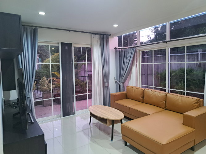 รูป ห้เช่าบ้านเดี่ยวหลังมุมสุดซอย 4 ห้องนอน โครงการ แกรนดิโอ ลาดพร้าว-เกษตรนวมินทร์ (Grandio Ladprao KasetNawamin) ซอยนวมินทร์ 42 - รูปที่ 11/26