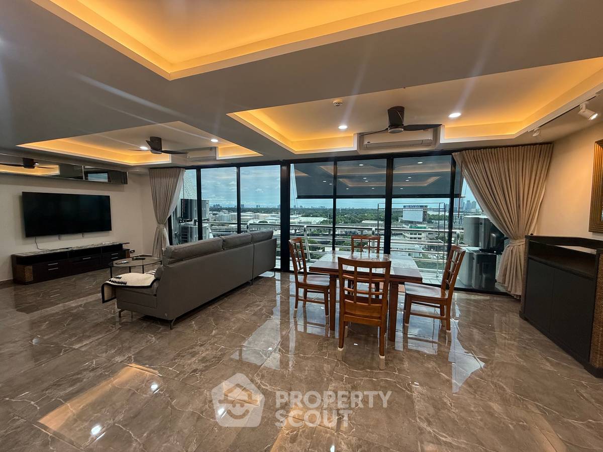 picture Pet-Friendly 2-BR At The Royal Navin Tower Near MRT Khlong Toei (ID 3275001) - 2/16