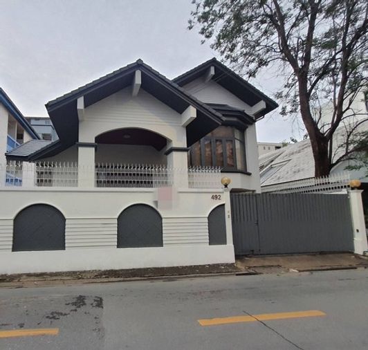 ให้เช่าบ้านเดี่ยว 2 ห้องนอน 10 ตร.ม. 10 ตร.ว. เขตจตุจักร