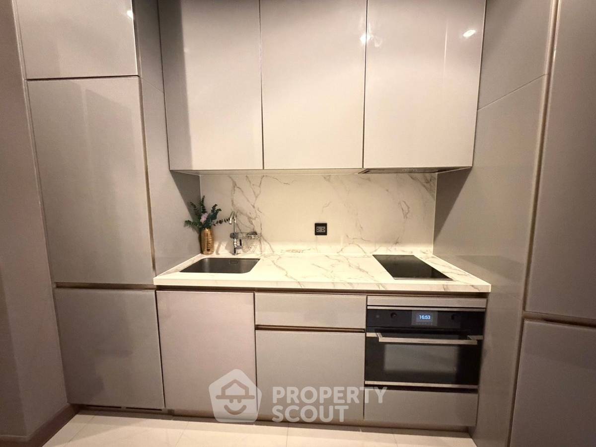 picture 35th-Floor 1-BR At The Esse At Singha Complex Near MRT Phetchaburi (ID 479972) - 11/17