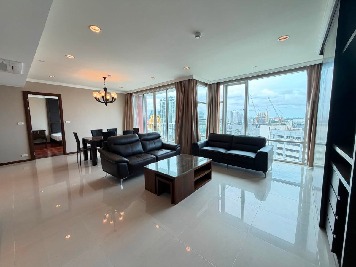 🔥Fullerton Sukhumvit - 3 Bedrooms for RENT ONLY 100K 🔥