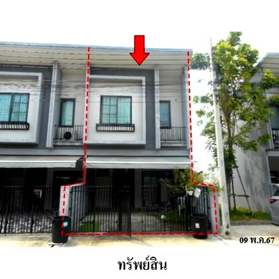 Townhouses for sale Bang Plee Samut Prakarn : Thailand Townhouse for sale 1 bedroom 19 Square Wa 3322000 Baht.