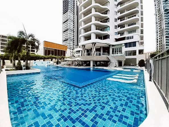 2Bed Condo for Rent La Royale Beach Sea View