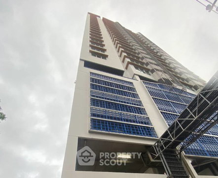 200m To BTS Saint Louis | 2-BR At St. Louis Grand Terrace (ID 3274888)
